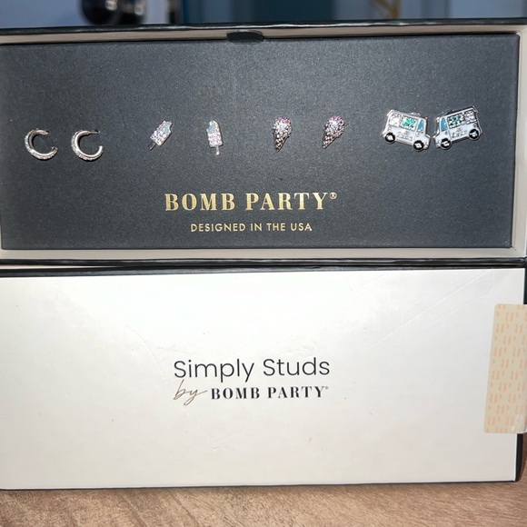 Bomb Party Simply Studs 2023 - Picture 2 of 3